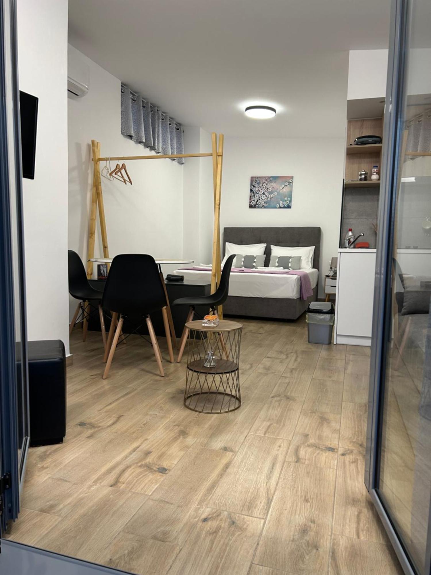 Technopolis Luxury Apartments Athene Buitenkant foto
